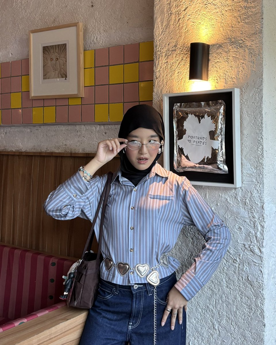 wenoirs's tweet image. 💸💸

#LUNÉSelcaDay #LUNÉJidoriDay #LSD #andTEAM_NICHOLAS #andTEAM #lunéville #lunétwt