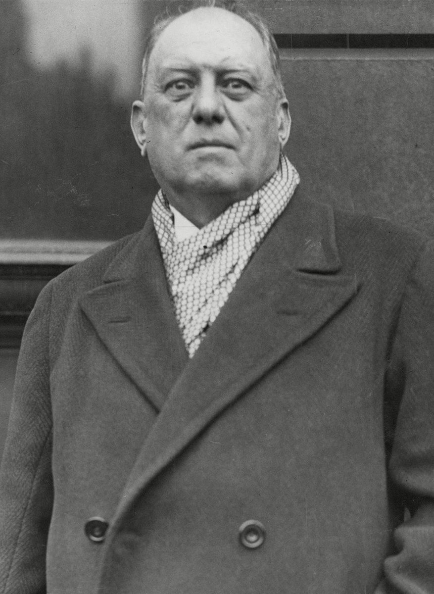 1926 Live tweet media