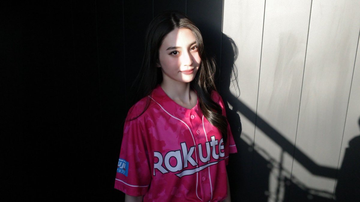 M_annu_1231's tweet image. #東北楽天ゴールデンイーグルス 
「大東建託 DK SELECT デー」
念願叶い幸せな時間でした✨
#辰己涼介 選手をはじめ、
楽天ファンの皆様、GENImin、
貴重な経験をさせてくださった @Rakuten__Eagles の皆様、
誠にありがとうございました！
6/7(日) #GENIC 宮城公演で是非お会いしたいです♡
#強鷲革新
