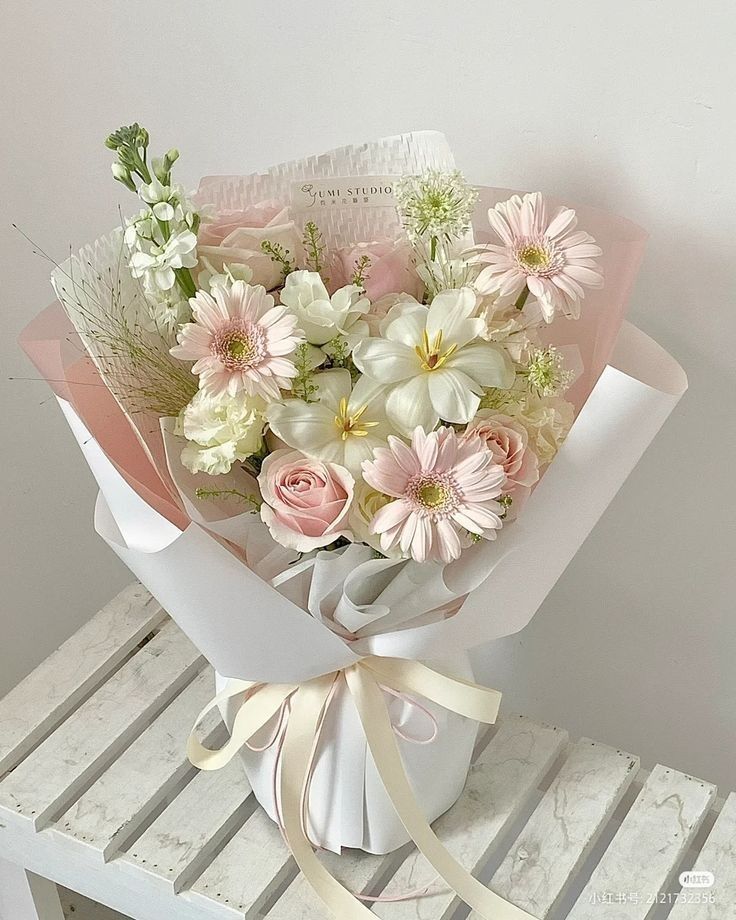 Jronghyeon's tweet photo. The universe feels a little more grateful today, because it’s the day you were born. Happy birthday, my love. 🩷🤍 https://t.co/WuYXqGXqNe