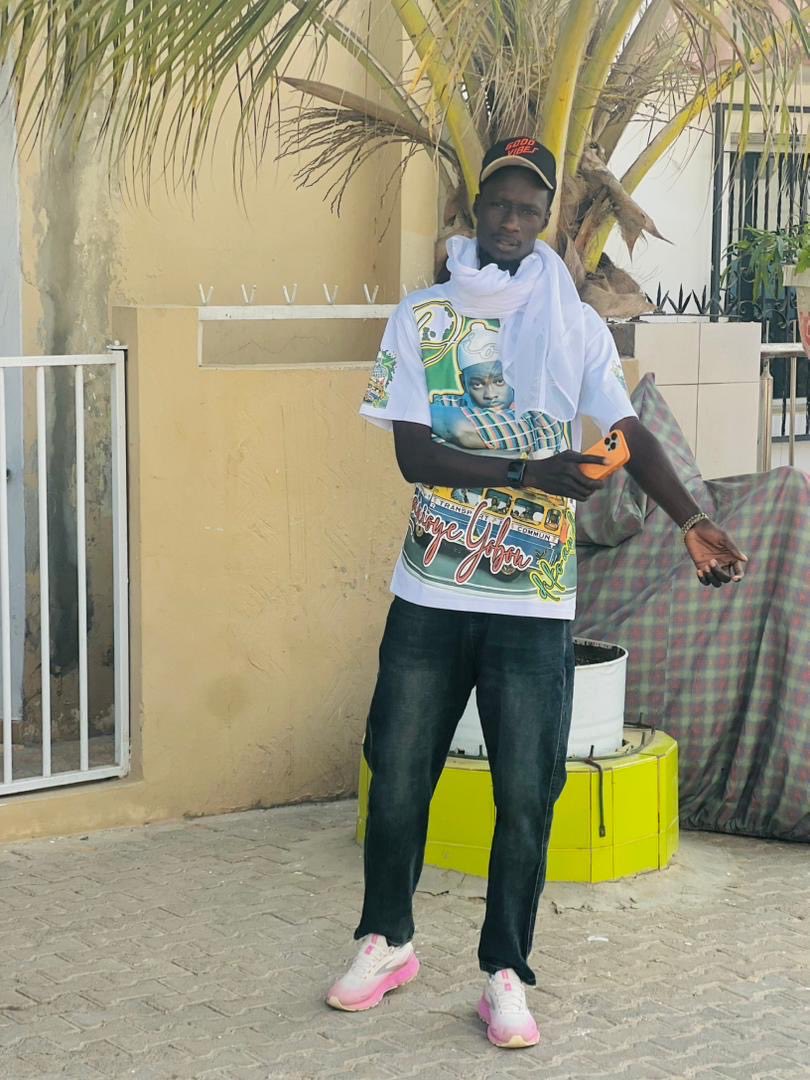 ModouSarr29's tweet photo. Nioune la wa Yeumbeul 🤍🤍🤍🤍 https://t.co/niBf55OsLD