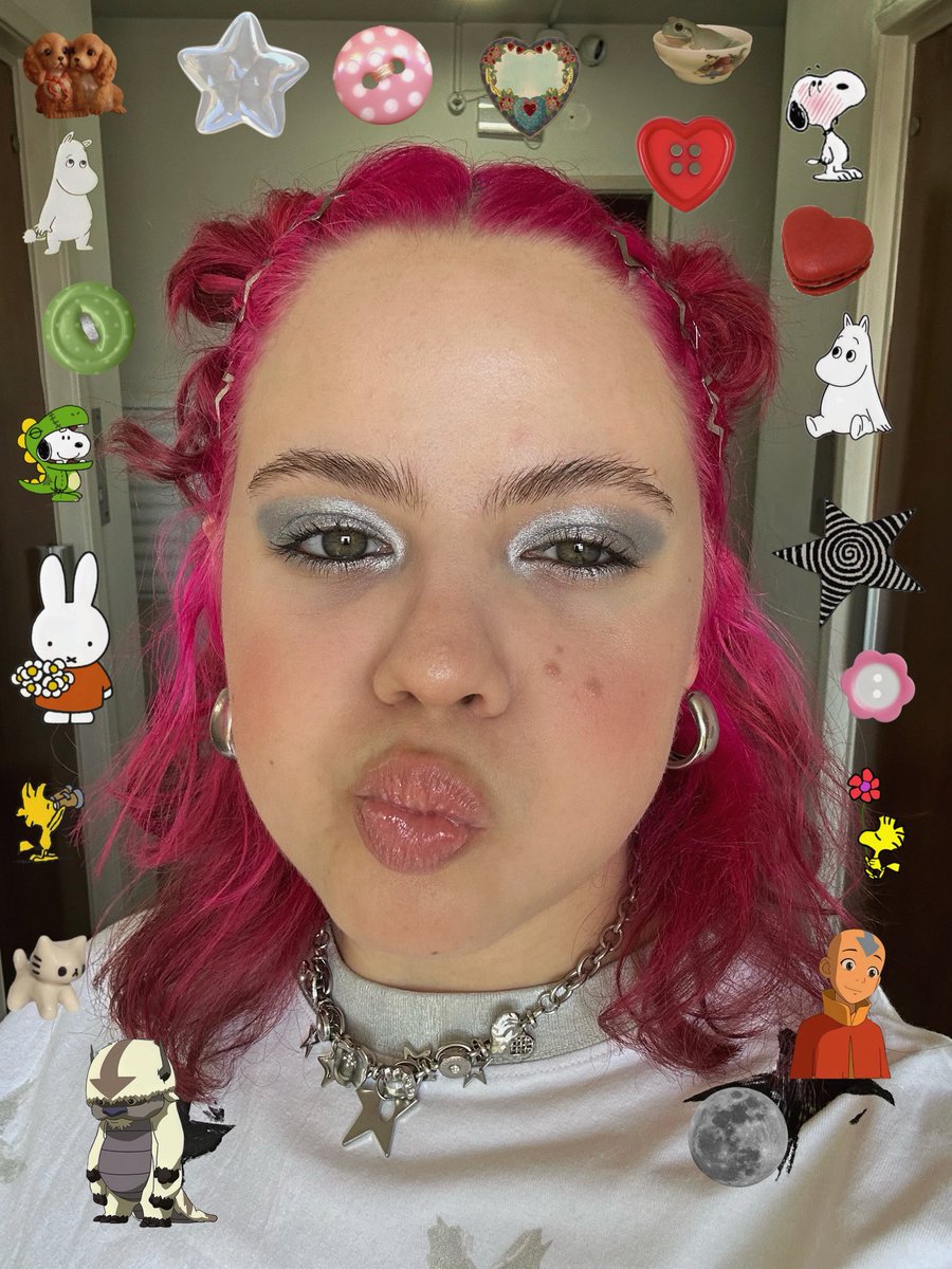 (๑ᵔ⤙ᵔ๑) matching stickers 
#lunéselcaday #lunéjidoriday