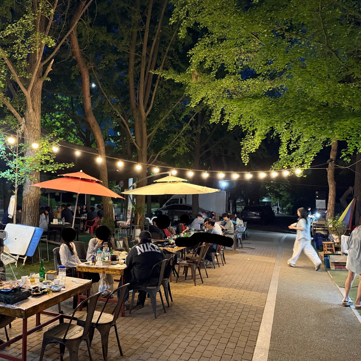 260425
아침. 베이글 반 개에 크림치즈
점심. 만두사골국, 렌틸밥 반 그릇
🌳🌳🌳하이킹 8km🌳🌳🌳
간식. 구운렌틸, 버터쿠키
저녁. 야외 삼겹살 맥주 크으으
야식. 버터쿠키, 저당 초코볼
