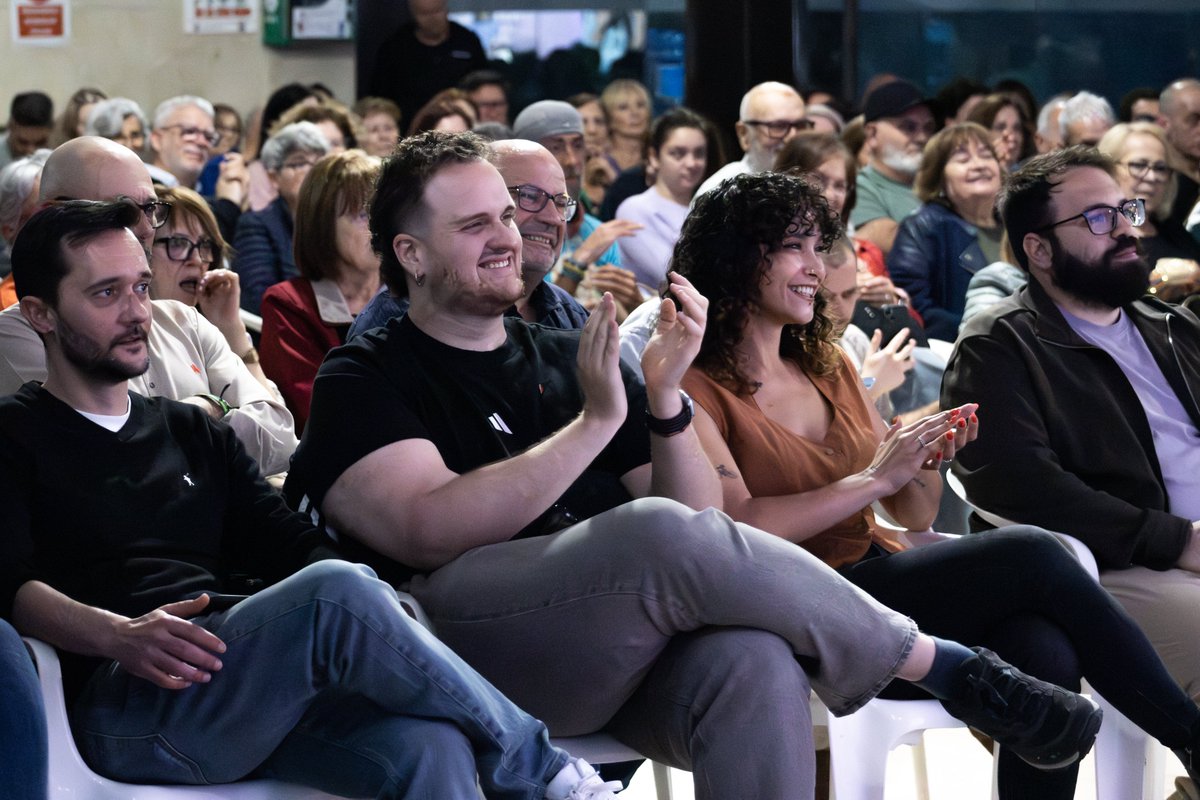 El feminisme és imprescindible per a una societat més justa, així com defensar els drets i la democràcia.

Gràcies a totes les persones que ens vau acompanyar en aquest primer acte conjunt de <a href="/CompromisElx/">Compromís per Elx</a>, <a href="/podemElx/">Podem Elx</a> i <a href="/EUPV_Elx/">Esquerra Unida Pais Valencià - Elx</a> amb <a href="/SarahPerezSanta/">Sarah Santaolalla. ♀</a> i <a href="/MiriamJLas/">Miriam Jiménez Lastra</a>.

💜✊🏽 Avant!