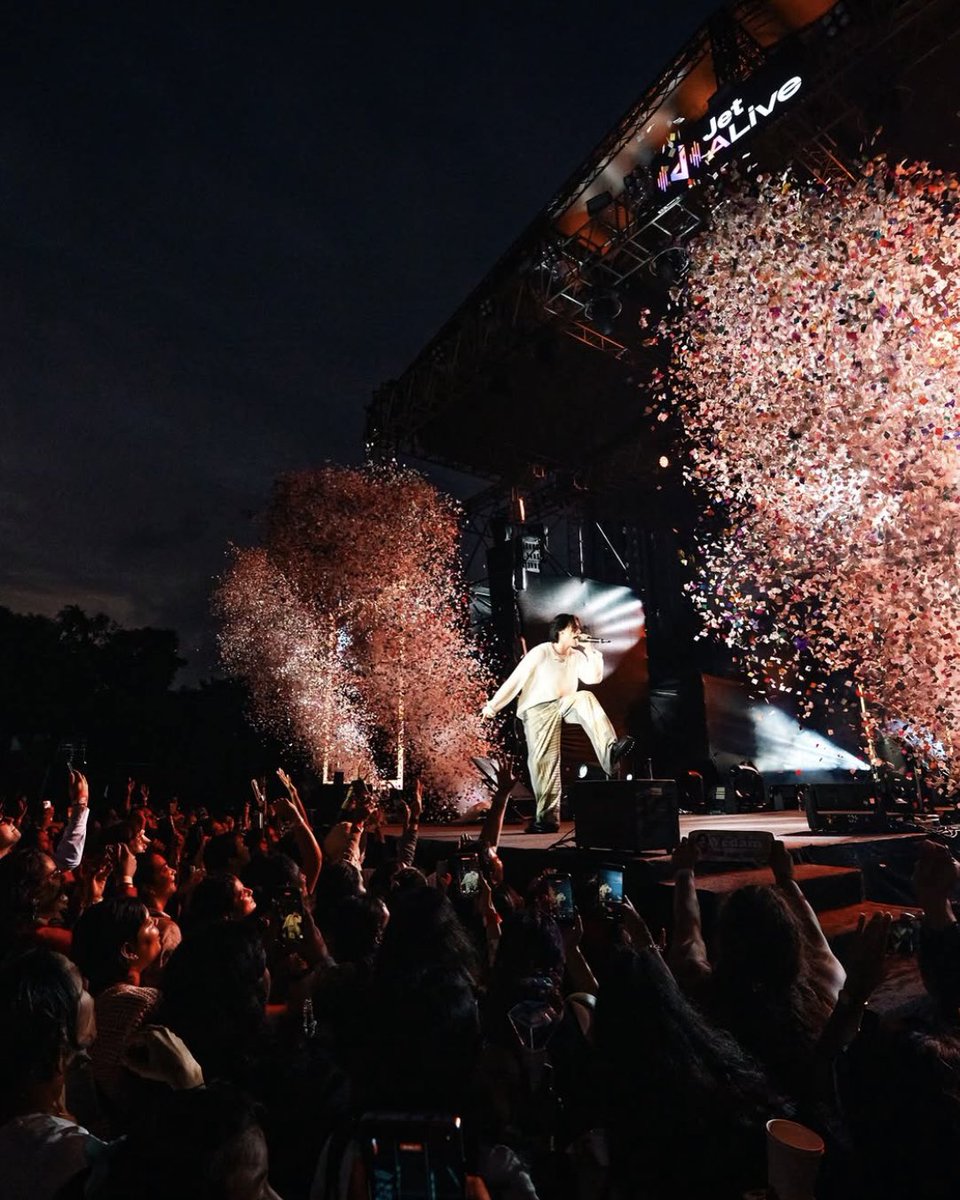 ‧₊˚ᴅɪᴍᴏ ɪɴ ᴘᴏᴄᴋᴇᴛ ˚₊‧ tweet media