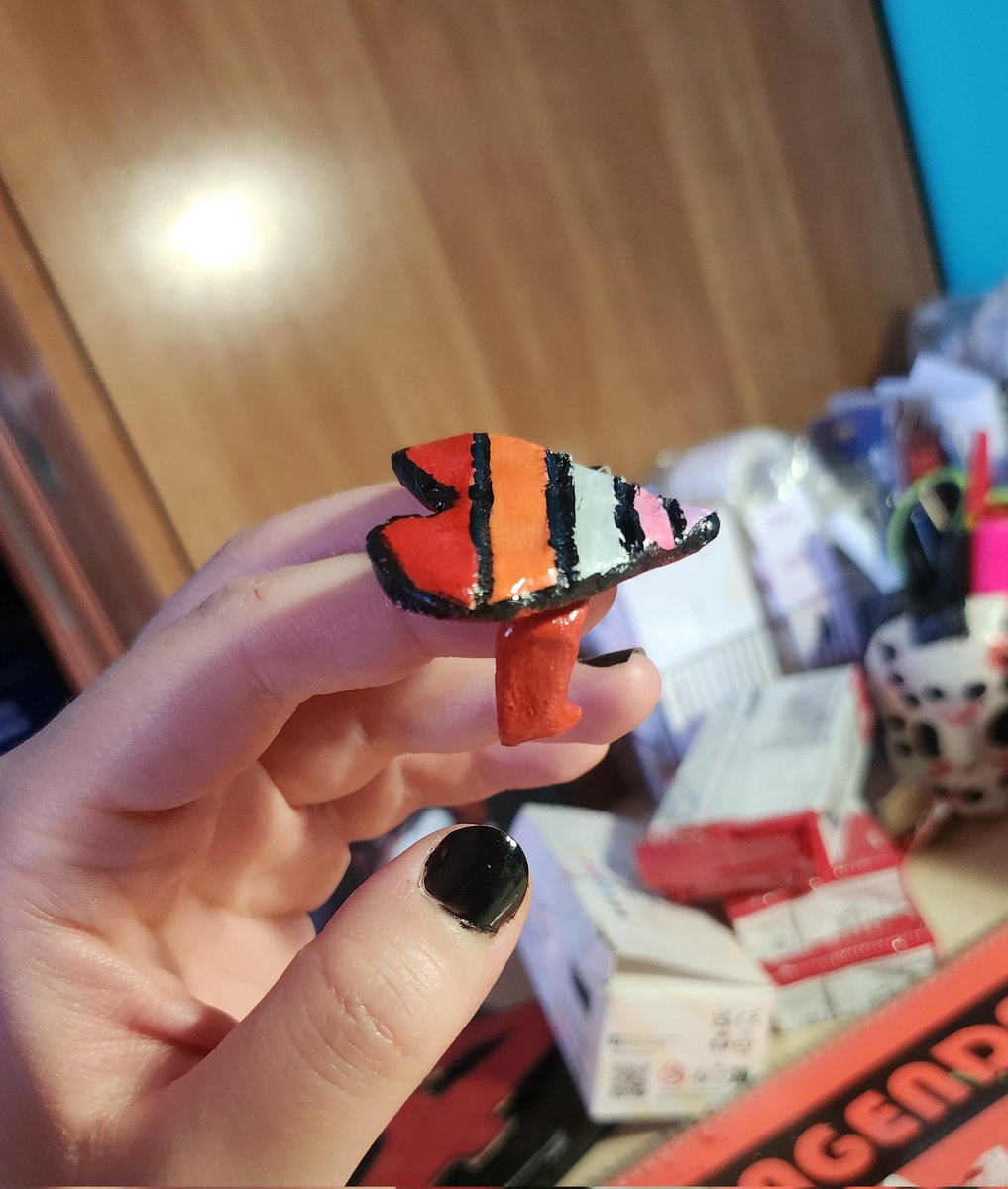 gaia 🔪 tweet media