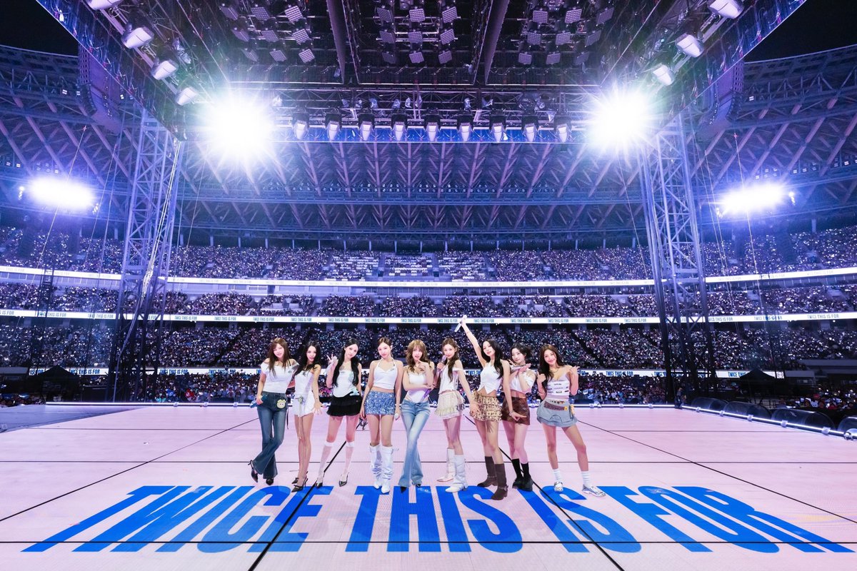 TWICE JAPAN OFFICIAL tweet media