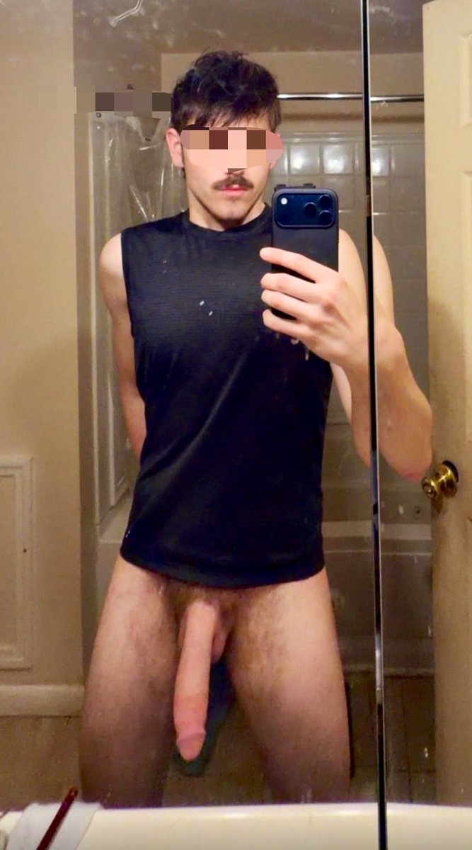 dentin221's tweet photo. You guys wish your dick was this big don’t you. 🍆 find 8 in bwc like mine at https://t.co/WgXZ78VBq1 https://t.co/jZ4FdmORcR