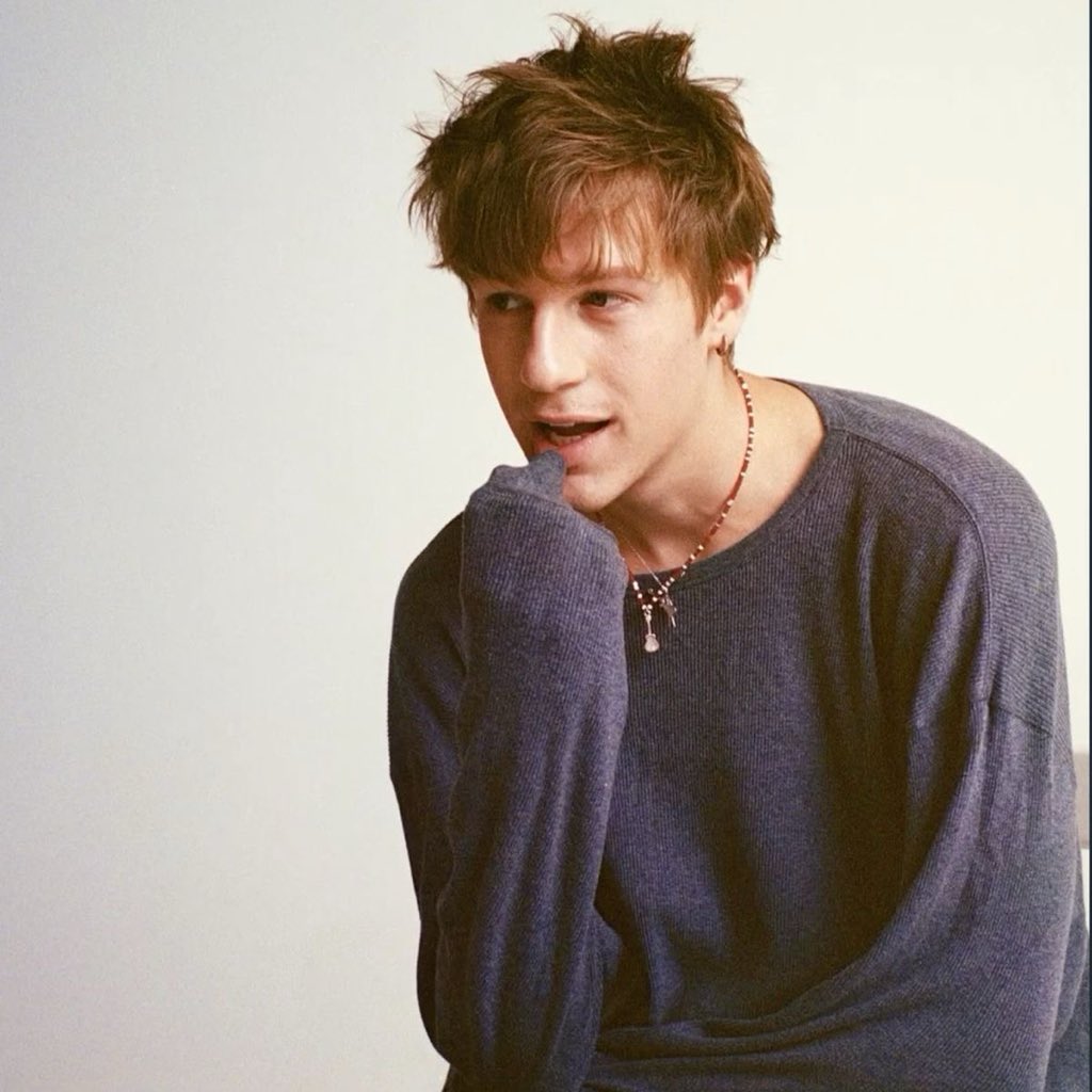 hairawhat tweet media