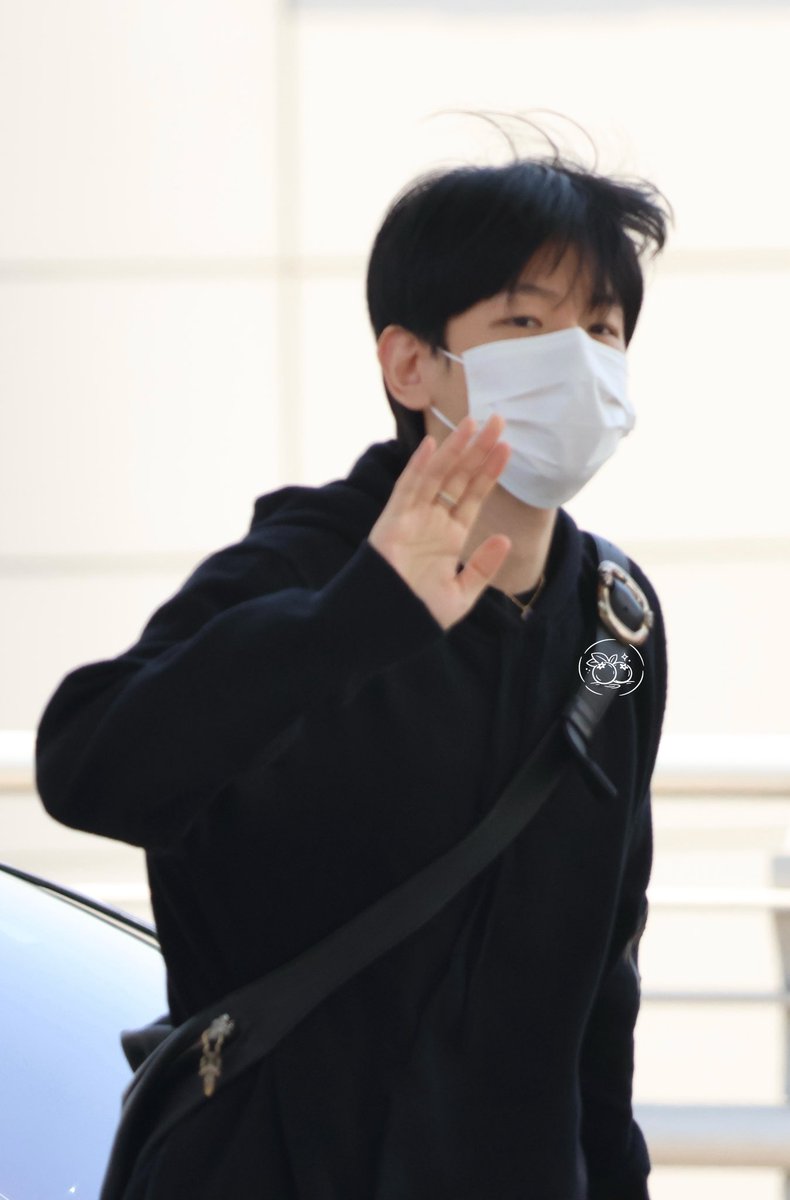 백현아 사랑해🖤 많이 먹고 내일도 화이팅! 기대돼~
