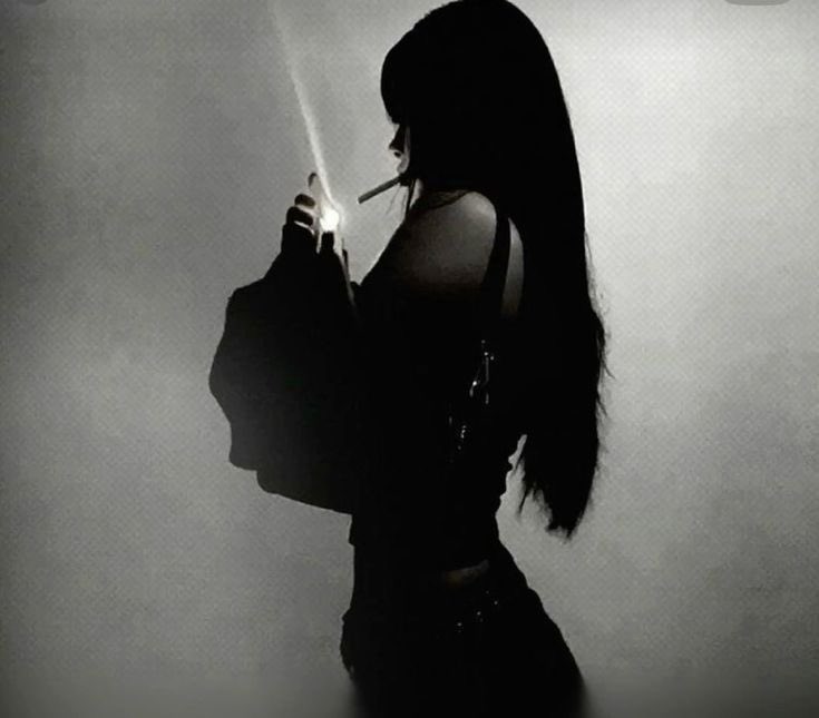 𝓏ℴℯ𝓎 𝓇𝒶𝒾𝓃ℯ𝓇 tweet media