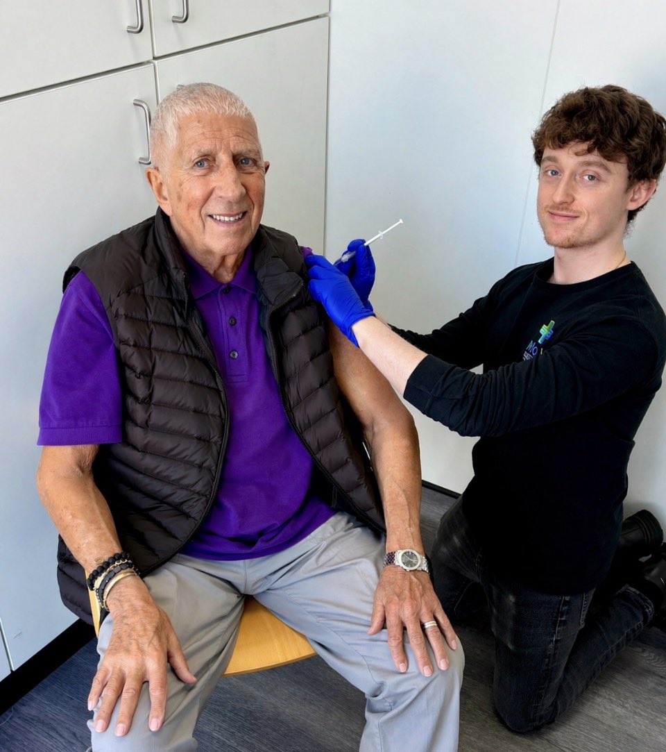 PeteCityPrice's tweet image. “I see so many wild anti-vax theories out there again . Yes, every injection has some side effects—but for me, and at my age, the COVID vaccine is worth it. I take it like I do the flu jab—because it protects me and those around me. #ScienceMatters” my opinion simple as that