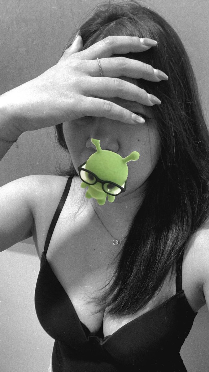 👙 tweet media