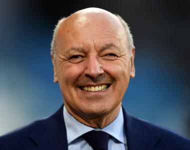 Ilbosseus21's tweet photo. Dimettiti uomo di merda, se hai i coglioni non farti piu vedere, hai rovinato il calcio italiano in questi 15 anni.
#MarottaOUT https://t.co/eWpdxvIvHV