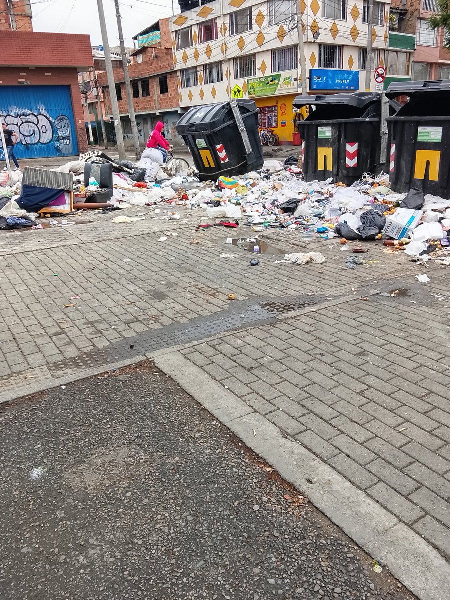 smonti 🇨🇴 tweet media