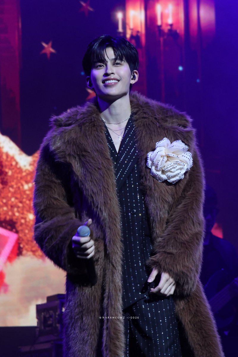 𝒄𝒆𝒍 tweet media