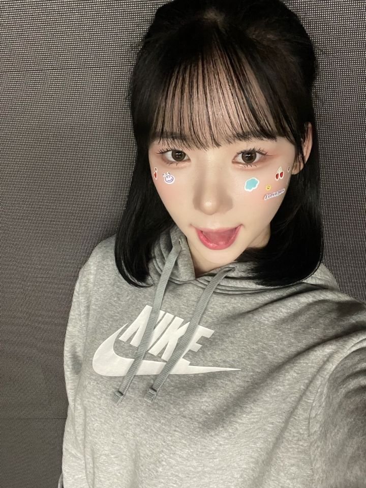 clikeyproject's tweet image. n년 전 오늘의클라씨
On This Day: #CLASSy ⏪

2023.05.01 Fancafe update
#HYEJU