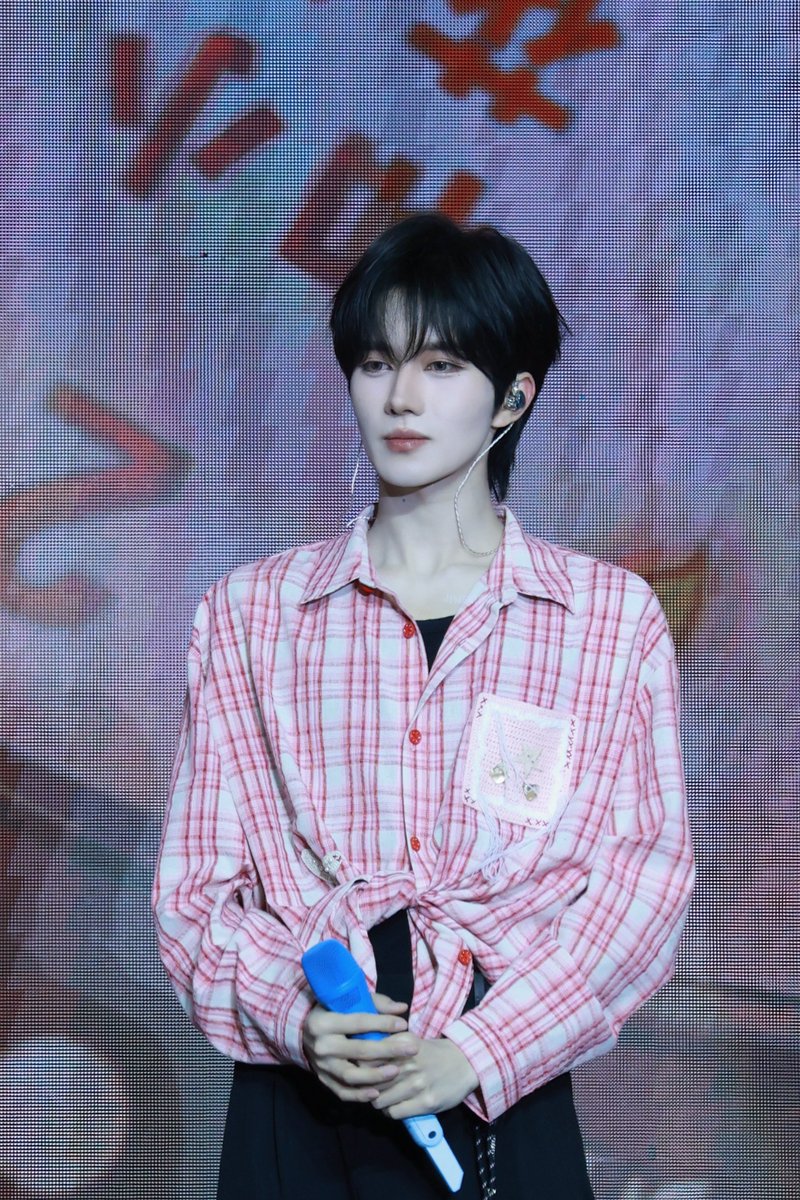 Jinelipuka's tweet photo. 250426

คิดถึงติตี๋มาก มาก เนย 🥺🌟

KEEP MOVING WITH KIPUKA 
#KipukaQiuLiveinBangkok
#EliotHuang #HuangXing https://t.co/3Wnr001qwt