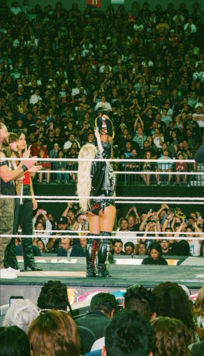 LIV Morgan tweet media