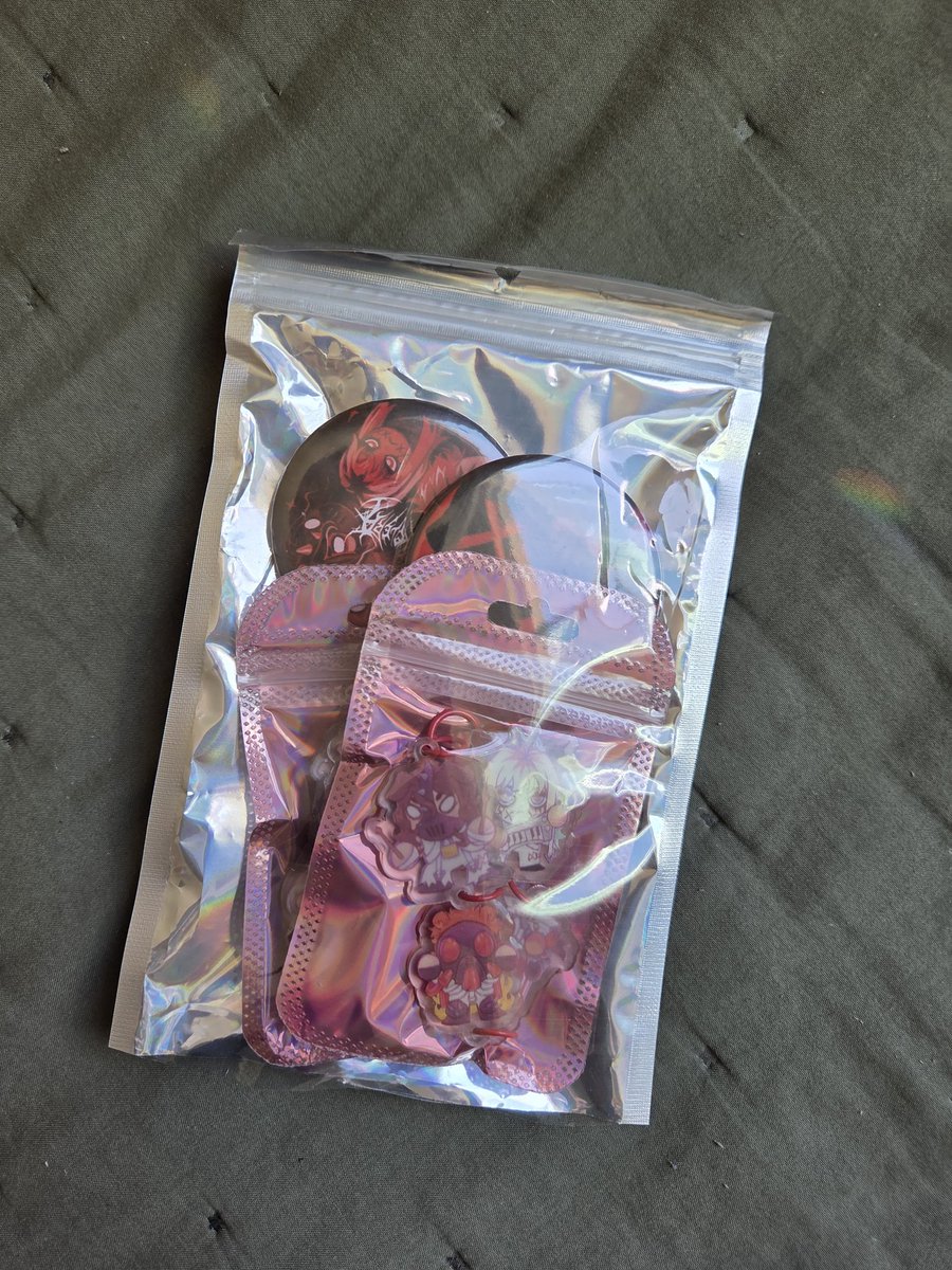 lia!! 📖 Laranja mecânica tweet media