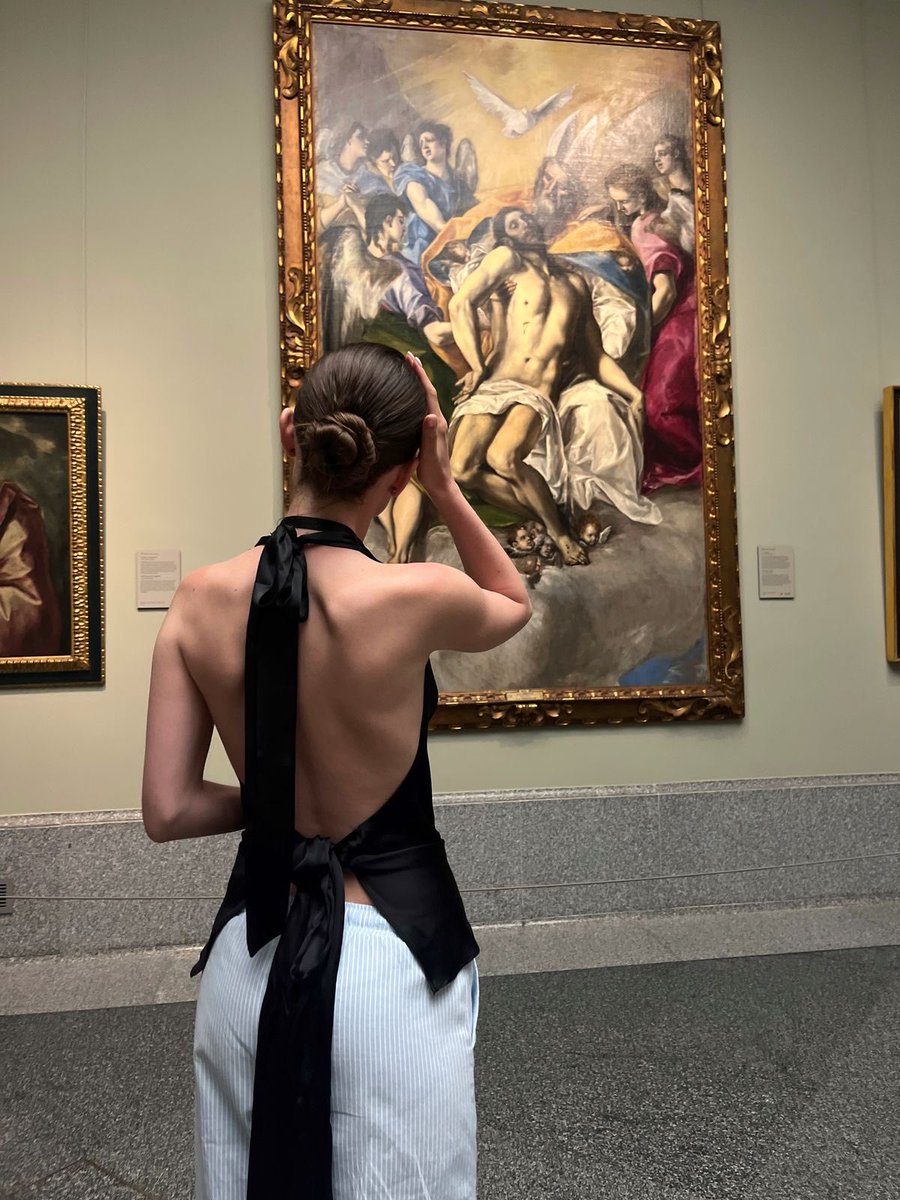 𝒞𝓁𝒶𝓈𝓈𝓎 tweet media