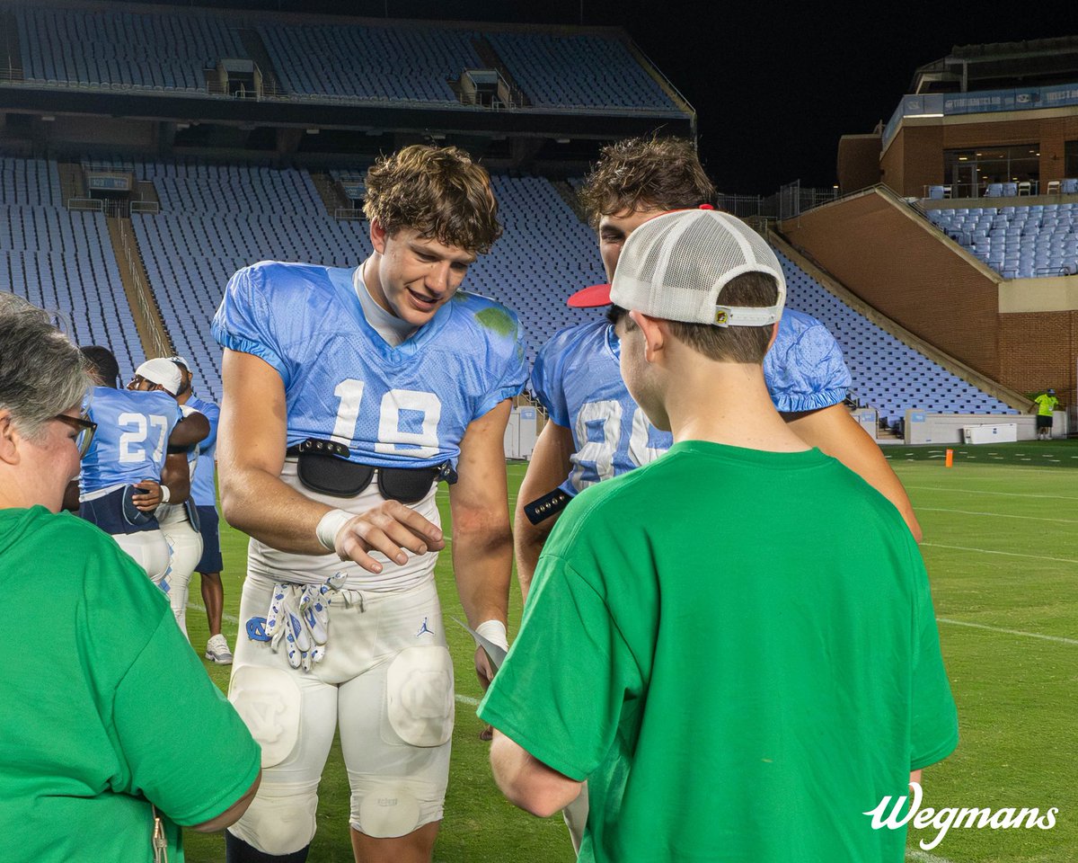 Carolina Football tweet media