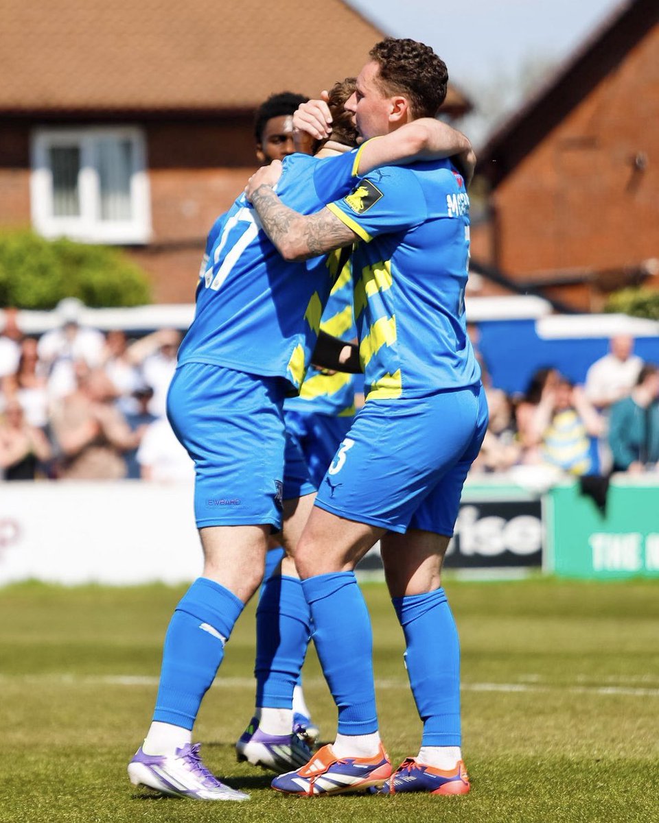 Radcliffe FC tweet media