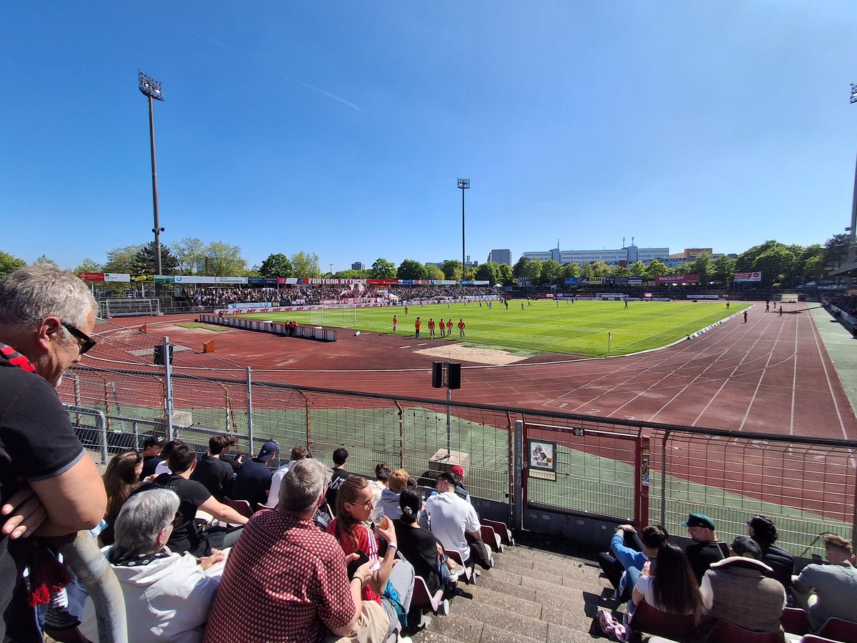 RobKruitb3434's tweet image. 25.4.2026 wedstrijd 45 van 2026: @fortunakoeln - SC Wiedenbrück 

#deutschland @RL__West #köln #südstadion