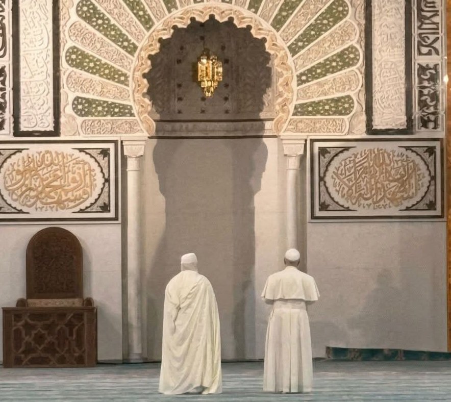 MenteCorpore34's tweet image. ¿¡¿ Qu'en est-il donc de notre #obéissance à l'#égliseintégrale de #v2 🌈 ✡️ au #nohaisme au #vivreensemble à ce précieux #humanismeintégral encore prôné à demi-mots par S.S. Le "Pape" 🇻🇦 #LéonXIV !?! 

#Reset 🚨 N’ayons pas peur 🤭 comme #ils disent 🎵 on ira tous au Paradis 🚨