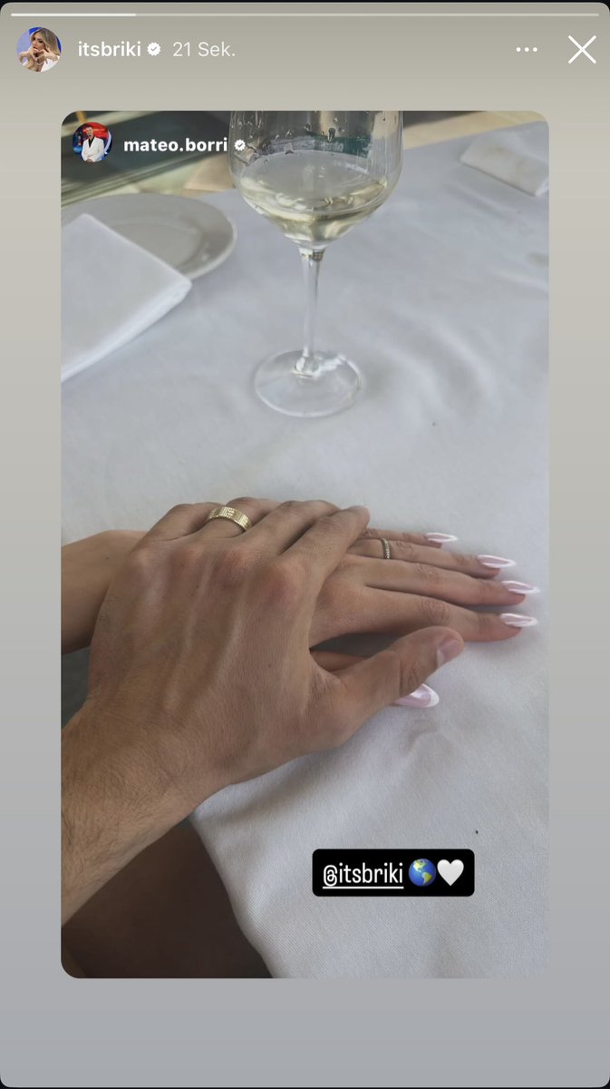 moonlight🌙 tweet media