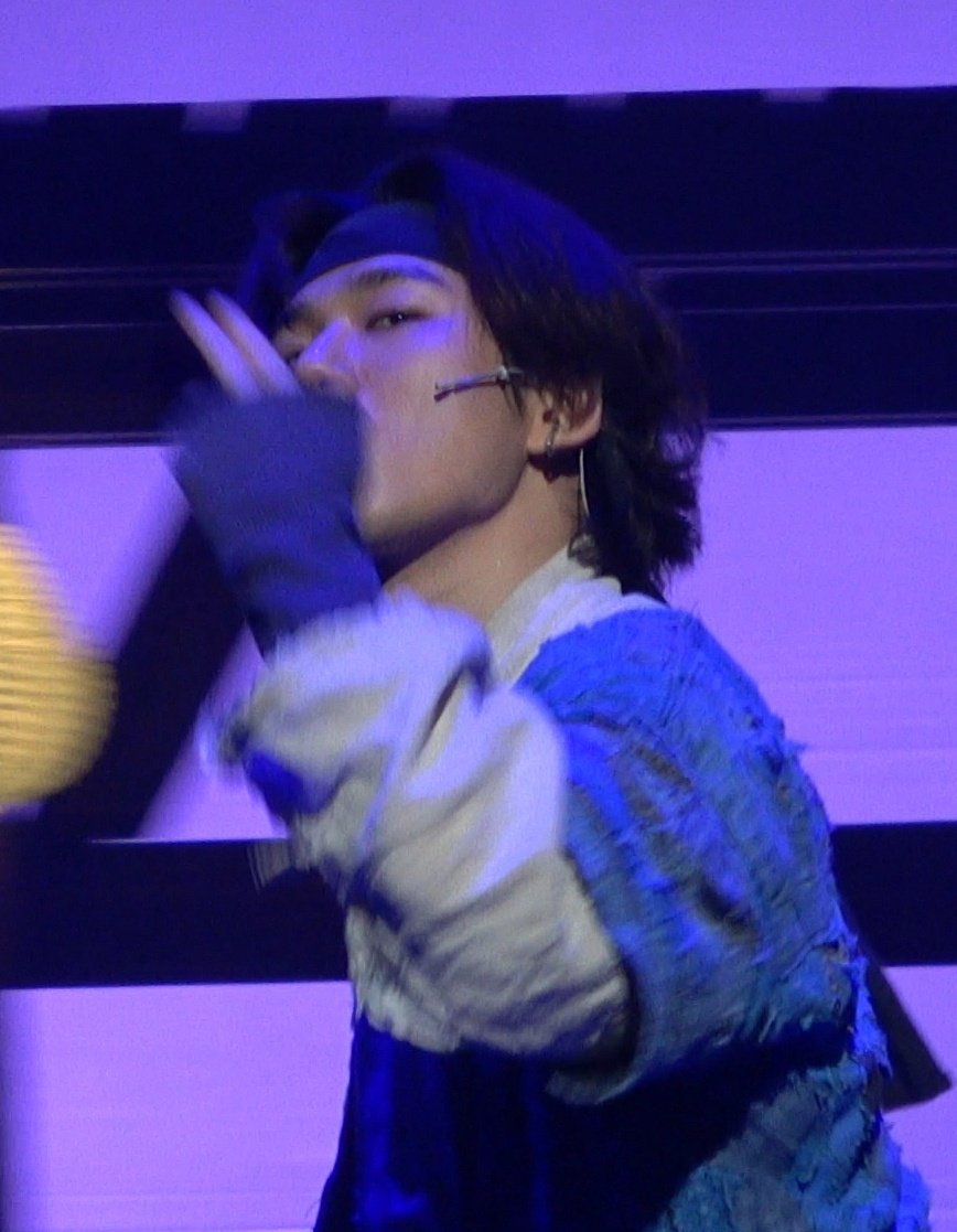 L1NA0523's tweet photo. 손키스하는게 너무 좋으면 우쯔케..? ㅠ.ㅠ https://t.co/FR7eqF1Nlu