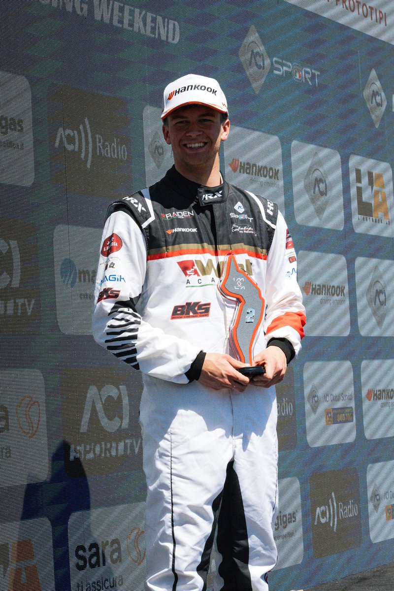 p_garczynski's tweet photo. 🥈P2 Rookie
🥉P3 poniżej 25 lat
🏅P4 overall
Brawo, Iwo Beszterda 🔥👏🏻💪🏻
#F1PL #viaF1 #ElevenF1 #IwoBeszterda #CISP #CampionatoItaliankSportPrototipi #WolfRacing #WolfAcademy https://t.co/AyfSsgOuHf