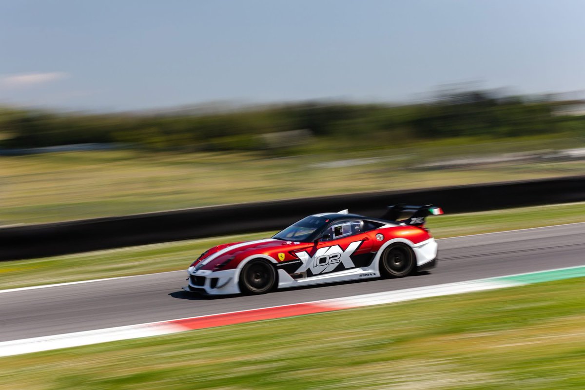 sfcluxembourg's tweet image. 🇫🇷 Les journées au Mugello, c’est vraiment autre chose 💚🤍❤️

🇬🇧 Mugello days just hit different 💚🤍❤️

#scuderia #ferrari #club #luxembourg #scuderiaferrari #scuderiaferrariclub #scuderiaferrariclubluxembourg