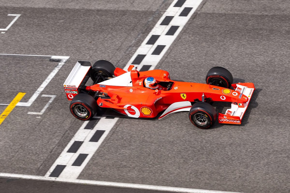 sfcluxembourg's tweet image. 🇫🇷 Les journées au Mugello, c’est vraiment autre chose 💚🤍❤️

🇬🇧 Mugello days just hit different 💚🤍❤️

#scuderia #ferrari #club #luxembourg #scuderiaferrari #scuderiaferrariclub #scuderiaferrariclubluxembourg