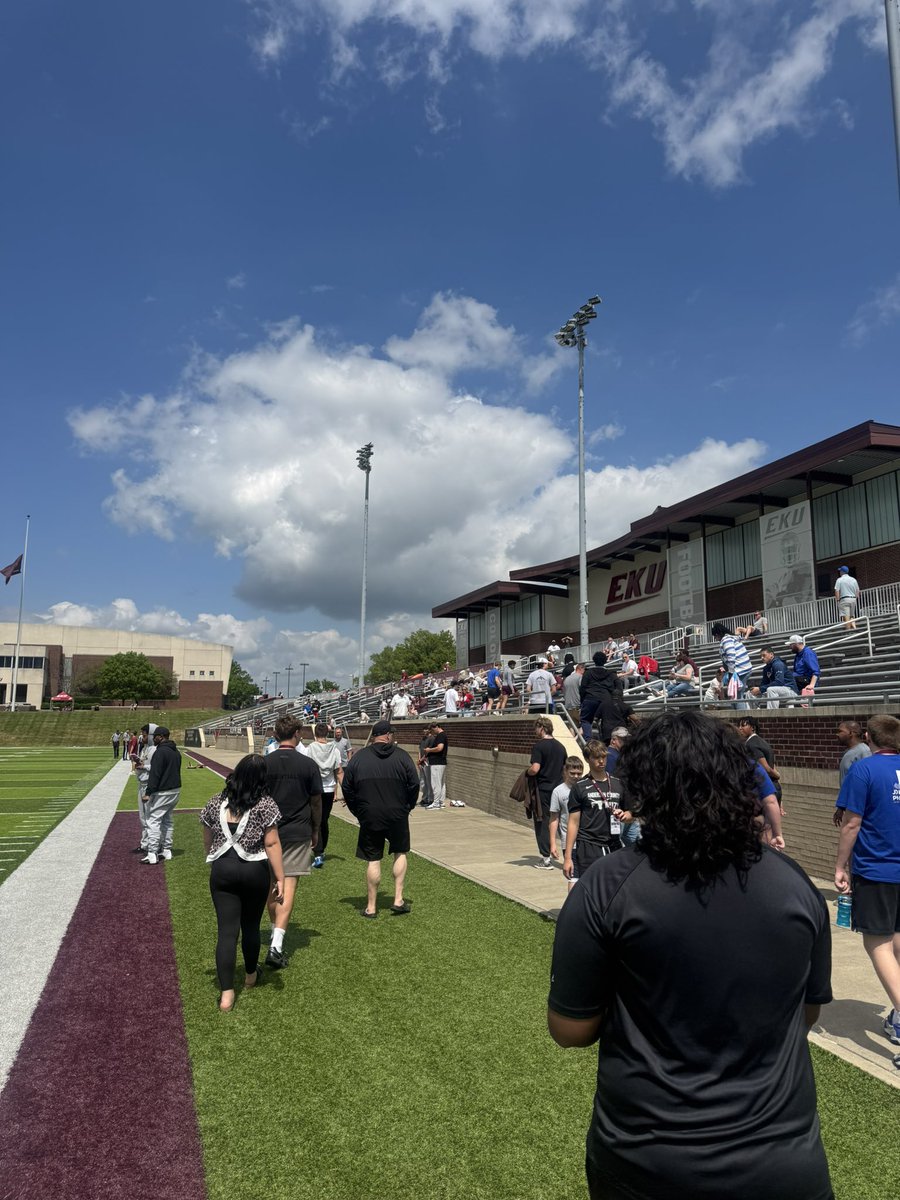 Fernandozelay70's tweet photo. Great visit at EKU this weekend 🙌 Loved the energy, the facilities, and the people. Definitely a place to watch 👀 #EKU #Recruiting #Grind
@Coach_IMcClain 
@CoachJMStevens 
@ColerainFtball 
@247recruiting 
@CoachRav https://t.co/Mmm2nWbTcI
