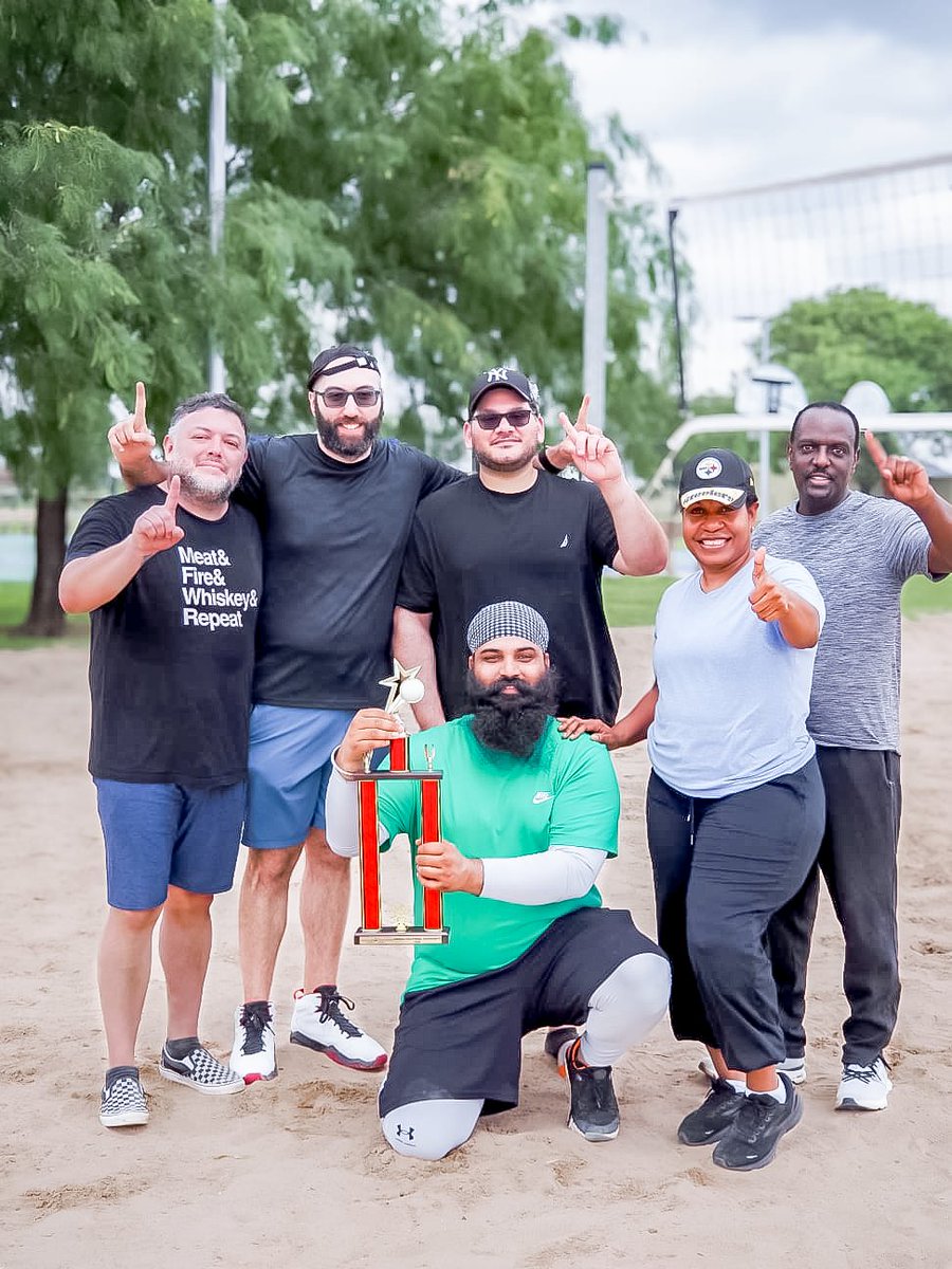 stxhealthsystem's tweet image. Employees from #STHSEdinburg &amp;amp; #STHSChildrens competed for bragging rights &amp;amp; a trophy this past weekend. The day showcased an impressive display of #strength, #speed &amp;amp; #teamwork, with 8 teams battling it out through intense rallies filled with bumps, digs &amp;amp; spikes.