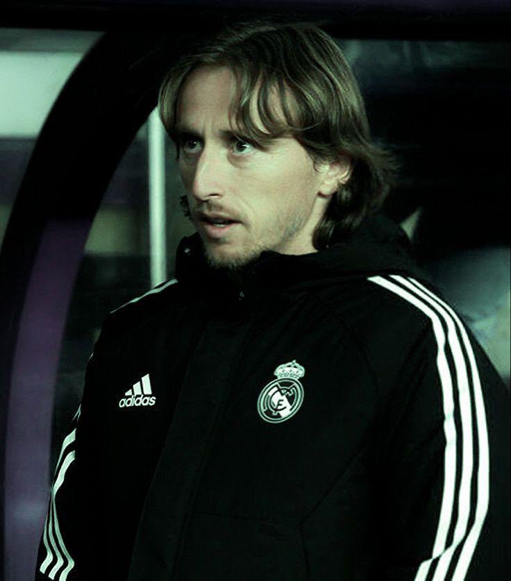 طـلال tweet media