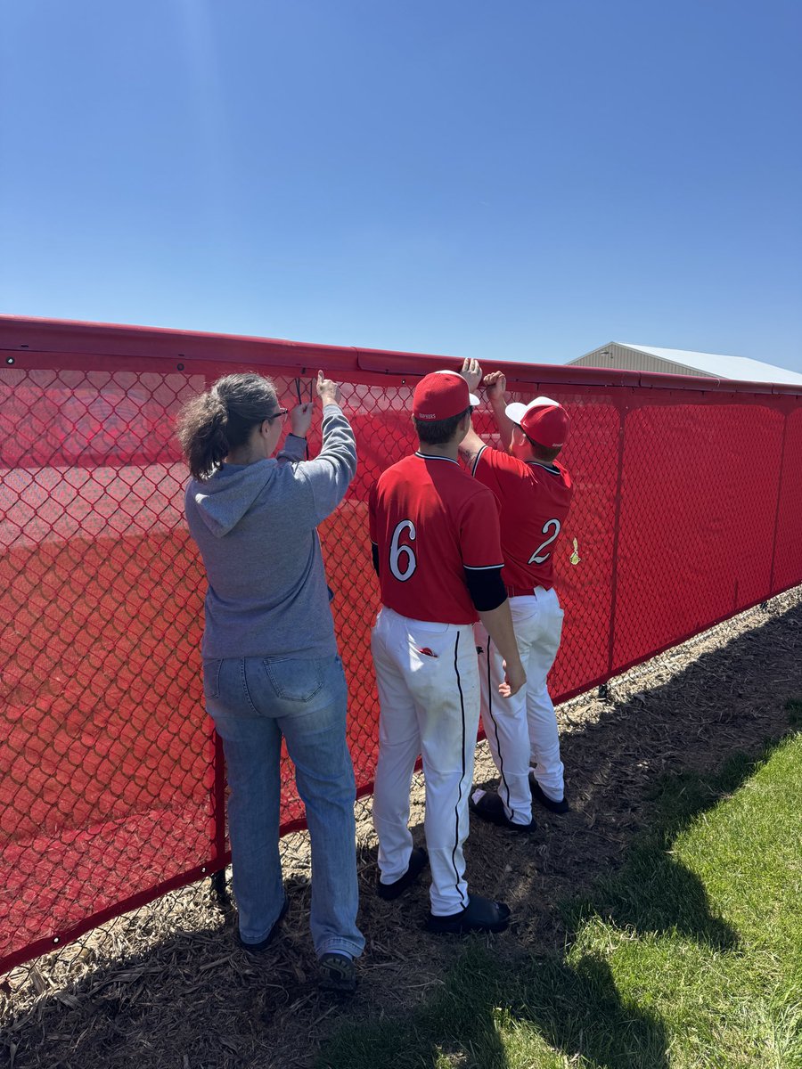 CP Softball tweet media