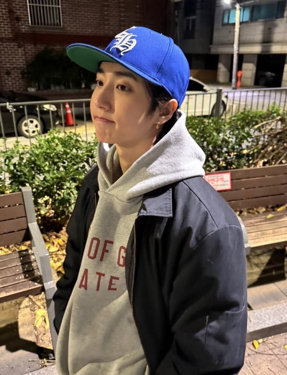 gnabsolutely's tweet image. got a request to make han pregnant 😍 
@Stray_Kids #realism #Art #skzart #hanjisung #artwork