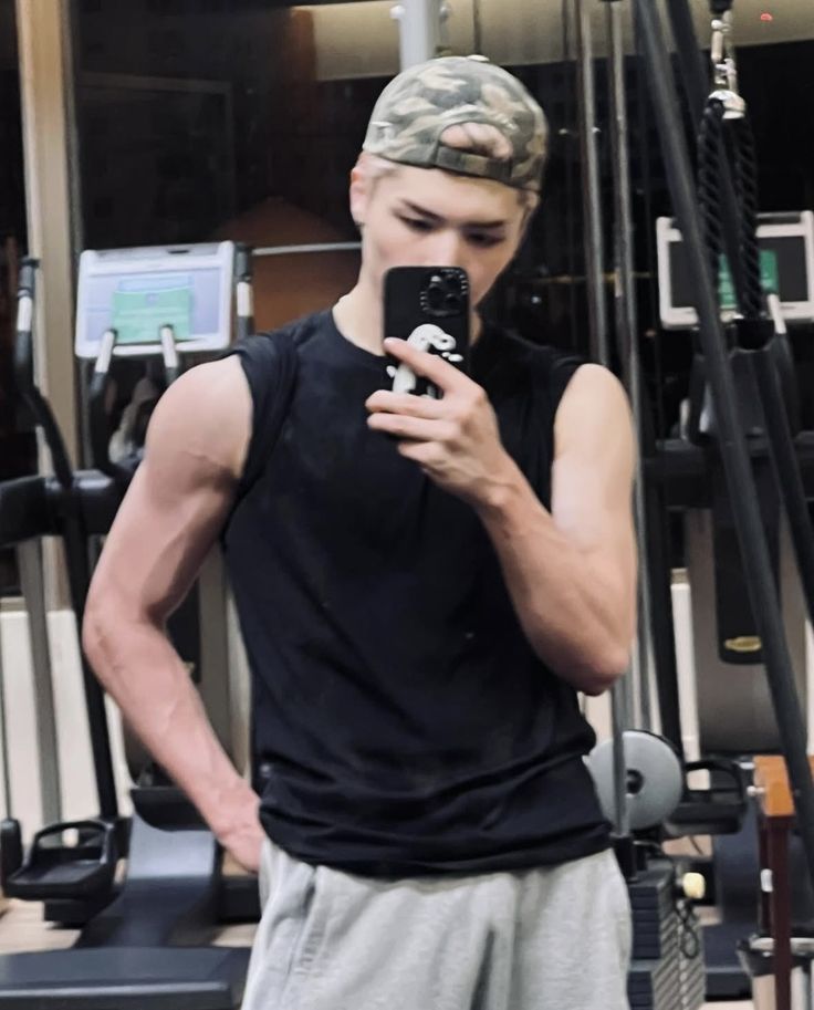 MANÓ LUV HR♡ tweet media