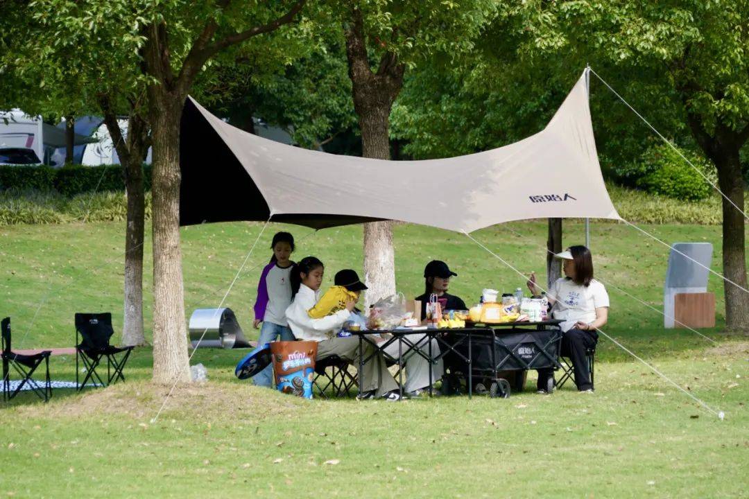 yassine-riad1 tweet media