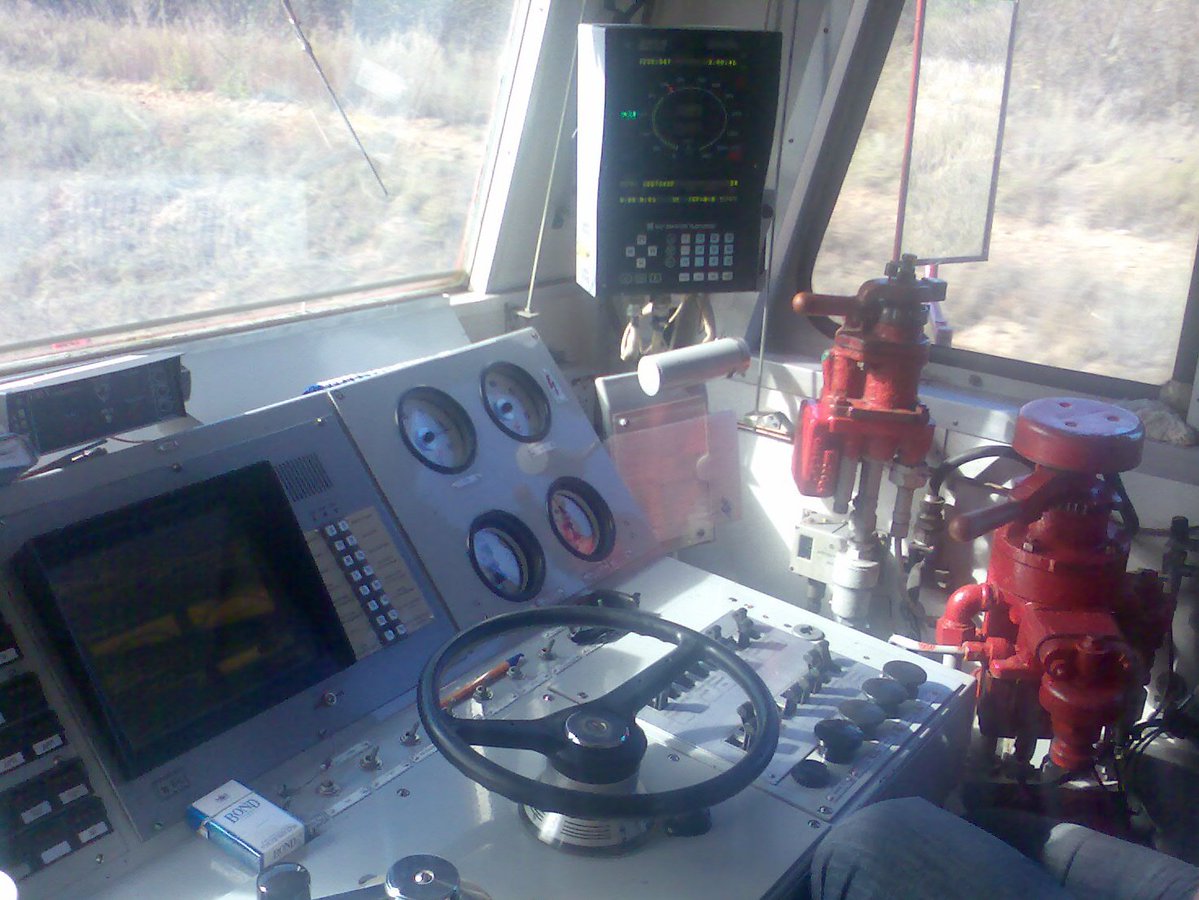 Лёха Петров tweet media