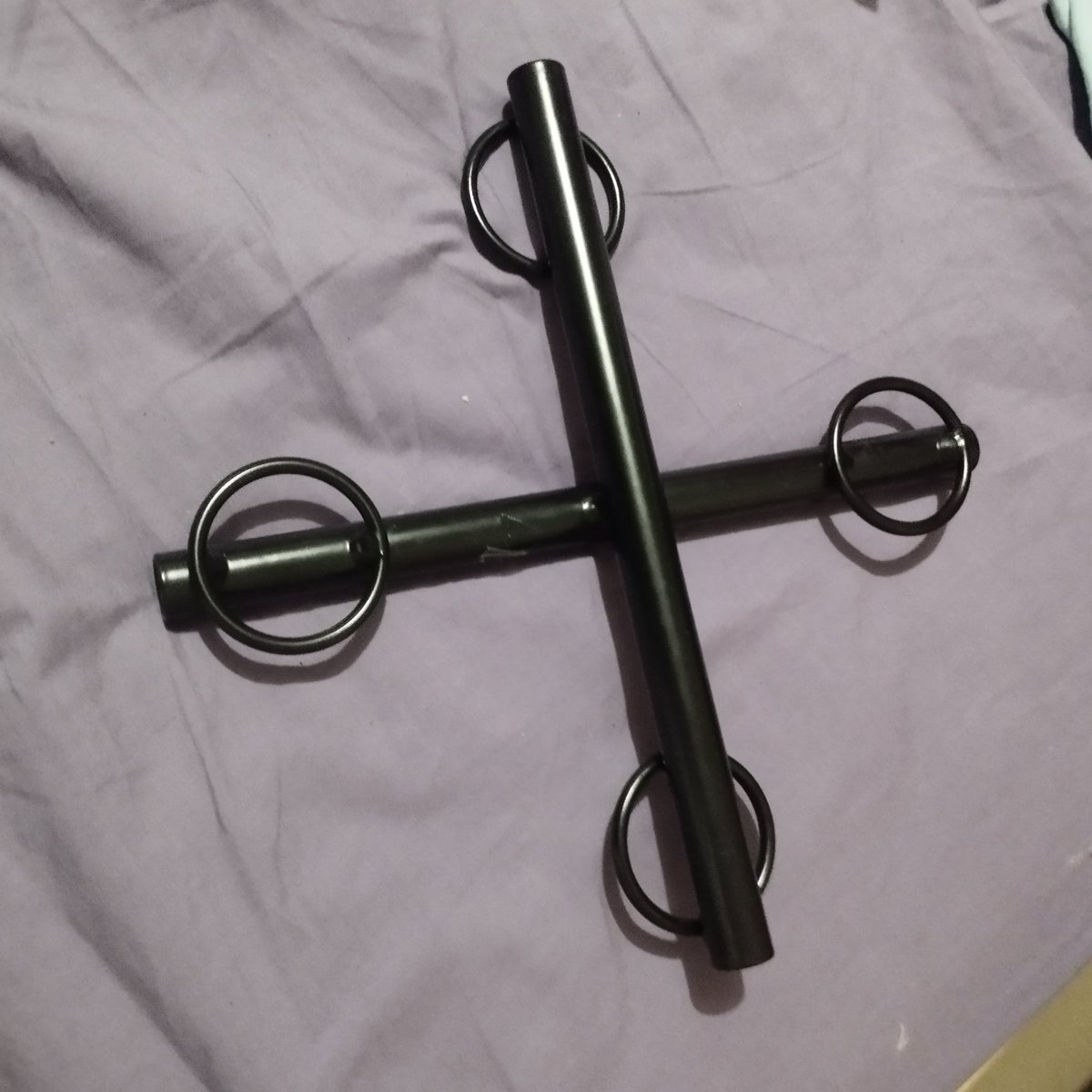 flo81_flow's tweet photo. Domination soumission toujours ! 
Croix d'attache
Cagoule zip 
Liens 
Strapon mini dildo 
Infos et prix en dm 🖤 Revolut only 💲 
#soumission #domination #bdsm #vente #occasbdsm https://t.co/qvXzgpPYUd