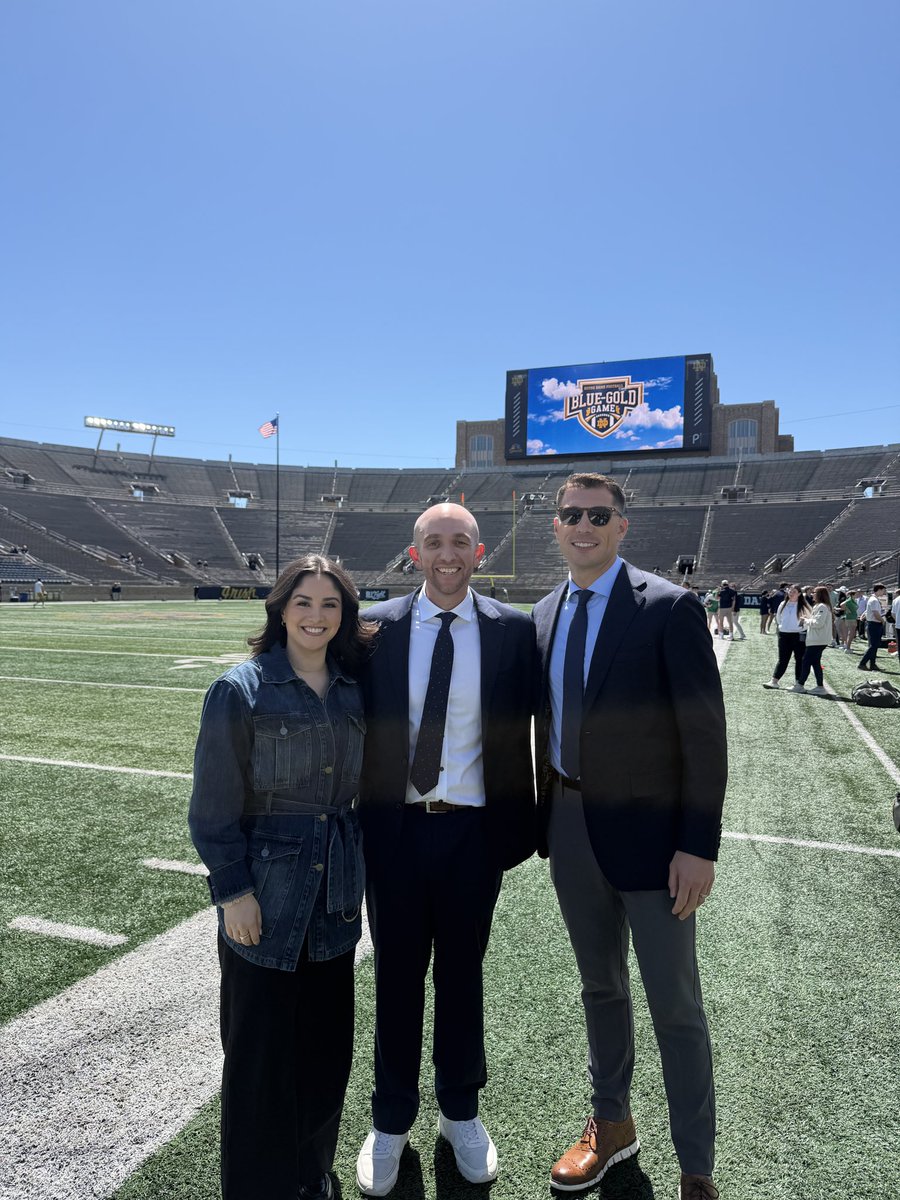 TonySimeonePxP's tweet photo. Another spring game in the books!

What a day with @carolinepineda_ and @Ian_Book12 https://t.co/CgjavSscoG