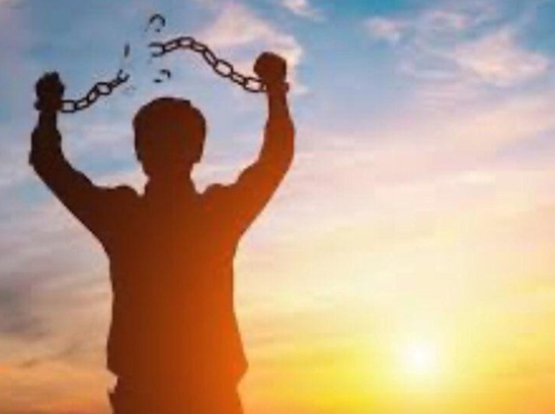 🕸️🌟 eliee tweet media