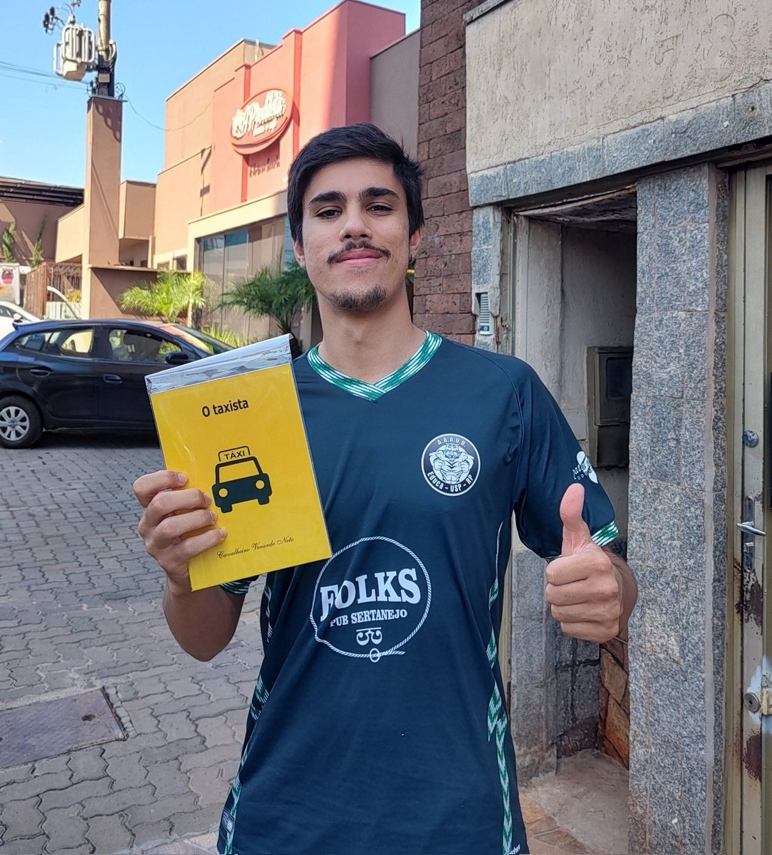 Em Ribeirão Preto, SP, Matheus adquiriu 'O taxista'. Agradeço.