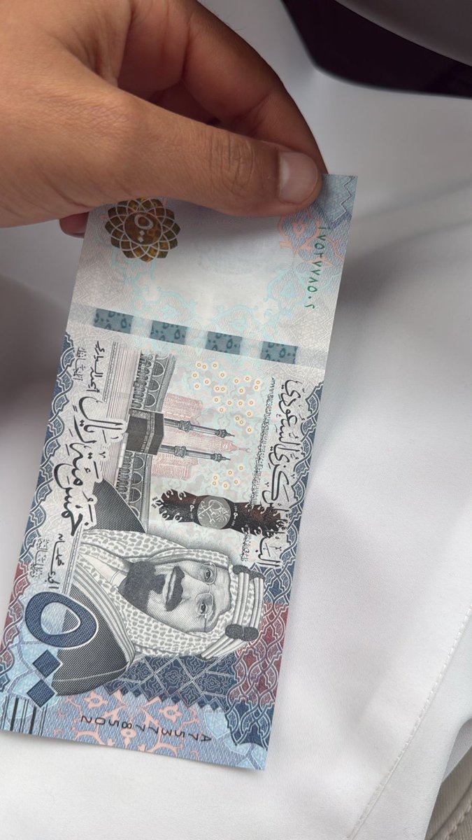 Eddie Moore tweet media