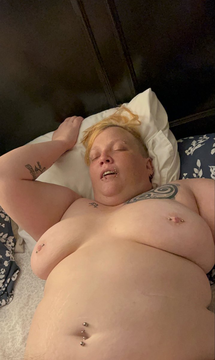 the drity knight and blue eyes luscious candy tweet media