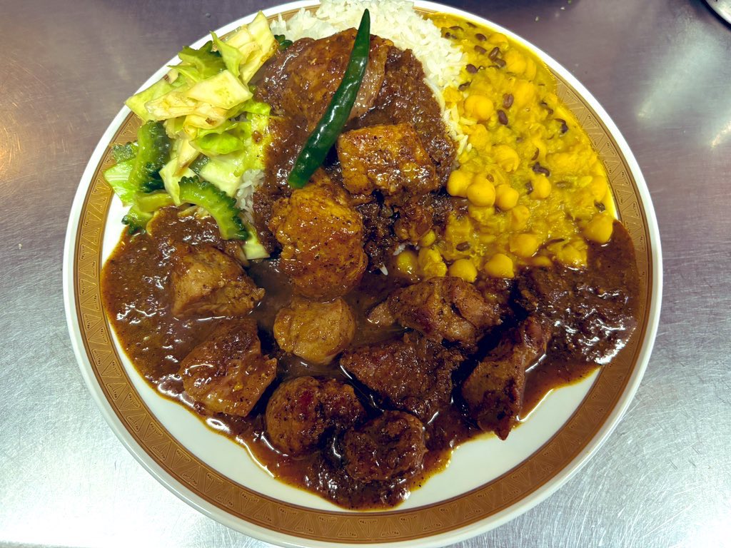 カレーの店 マボロシ tweet media