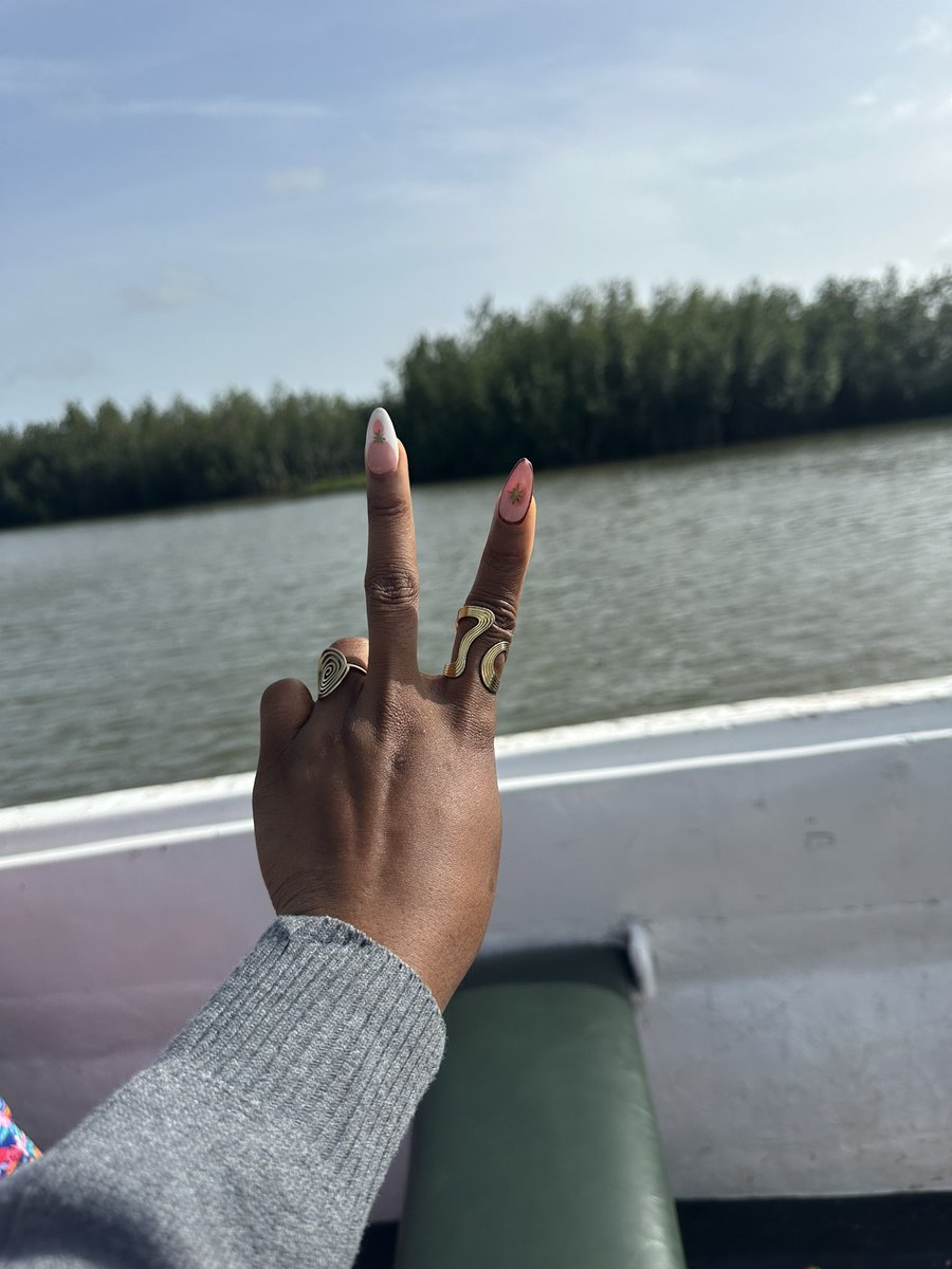 VICTORIA✨ tweet media